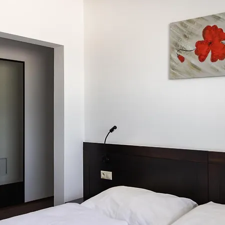 Royal 3* Trencin